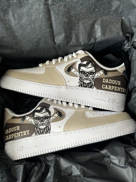 Business Branded Nike